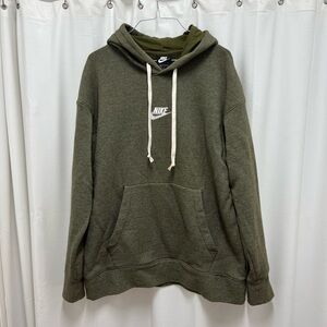 NWOT Nike Green Hoodie for Men
